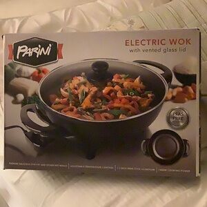 Parini Black Electric Wok with Vented Glass Lid